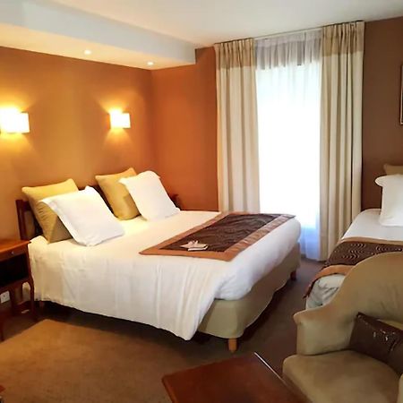 Brit Hotel Essentiel Pontivy Robic Екстер'єр фото
