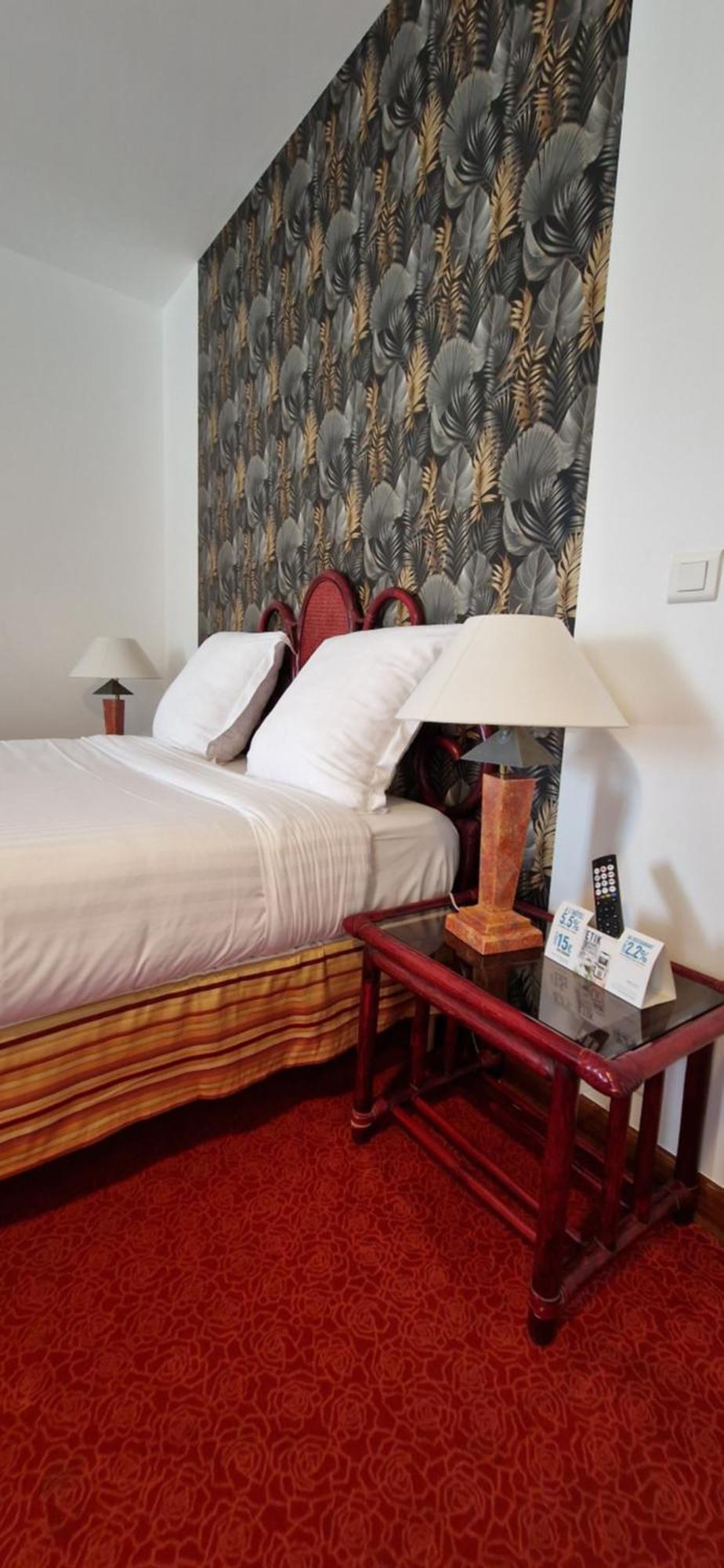 Brit Hotel Essentiel Pontivy Robic Екстер'єр фото